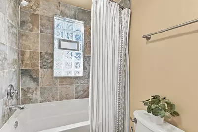 1632 N Main St, Racine, WI 53402 - Photo 35