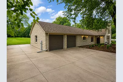 N71W22103  Good Hope Rd, Lisbon, WI 53089 - Photo 23