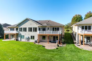 424 French Rd, Onalaska, WI 54650 - Photo 3
