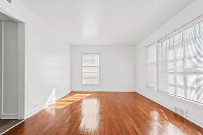 4180 N 19th Pl, Milwaukee, WI 53209 - Photo 5