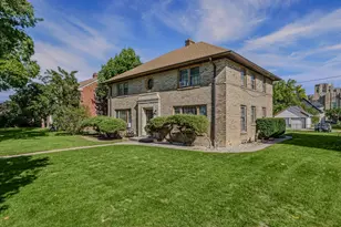4180 N 19th Pl., Milwaukee, WI 53209 - Photo 3