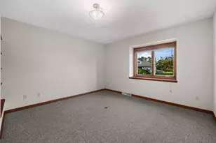N161W18939 Oakland Dr, Jackson, WI 53037 - Photo 19