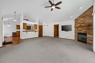 N161W18939 Oakland Dr, Jackson, WI 53037 - Photo 11