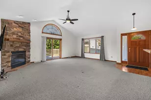 N161W18939 Oakland Dr, Jackson, WI 53037 - Photo 7