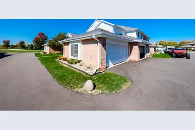 N25W24129  River Park Dr #7, Pewaukee, WI 53072 - Photo 35