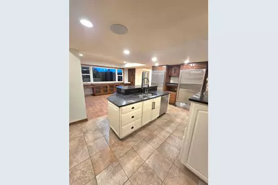 W344S3381  Moraine Hills Dr, Ottawa, WI 53118 - Photo 7