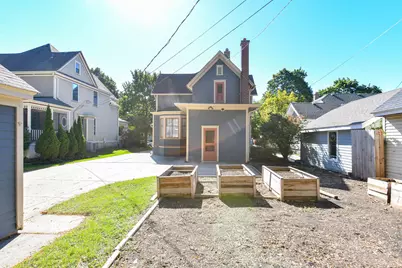 8106  Chestnut St, Wauwatosa, WI 53213 - Photo 37