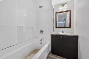 1351 Prospect St, Racine, WI 53404 - Photo 11