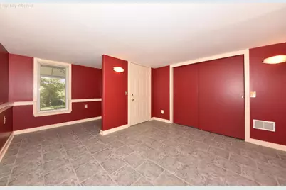 531 N Green Bay Rd, Grafton, WI 53024 - Photo 25