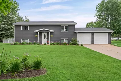 W6690  Reef Rd, Onalaska, WI 54650 - Photo 1