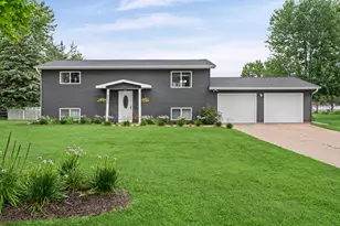 W6690 Reef Rd, Onalaska, WI 54650 - Photo 1