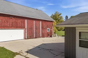 1854 Washington Ave, Cedarburg, WI 53012 - Photo 27