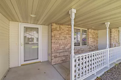 4131  Elmwood Ct, Sheboygan, WI 53081 - Photo 25