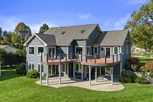 28827 Kramer Dr, Racine, WI 53185 - Photo 3