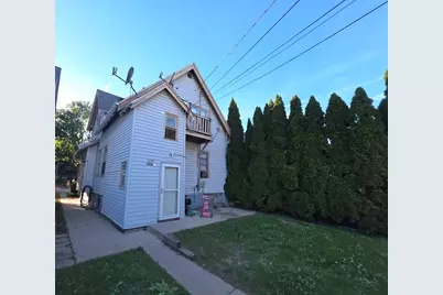 1310 S 37th St, Milwaukee, WI 53215 - Photo 7