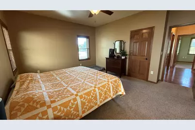 934  Amy Dr, Holmen, WI 54636 - Photo 15