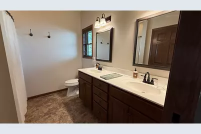 934  Amy Dr, Holmen, WI 54636 - Photo 17