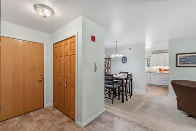 715  Canterberry Ct #102, West Bend, WI 53090 - Photo 15
