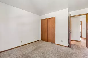 5504 Cambridge Ln, Racine, WI 53406 - Photo 23