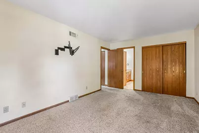 5504  Cambridge Ln #2, Racine, WI 53406 - Photo 15