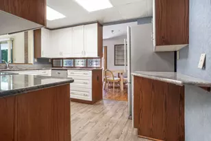 409 Vernon Ave, Thiensville, WI 53092 - Photo 9
