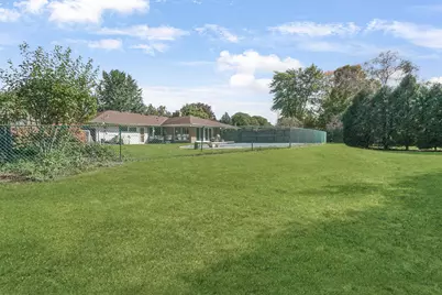 409  Vernon Ave, Thiensville, WI 53092 - Photo 33