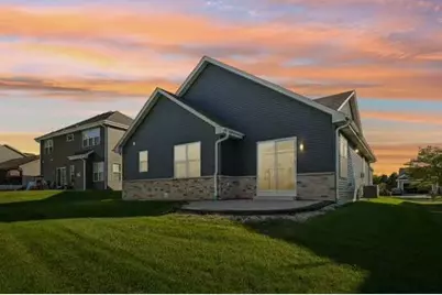 9120  Prairie Crossing Dr, Racine, WI 53126 - Photo 5