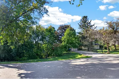 4106  Lakeview Dr, Racine, WI 53403 - Photo 37