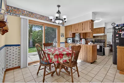 4106  Lakeview Dr, Racine, WI 53403 - Photo 13