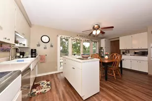 10 Brian Ct, Watertown, WI 53094 - Photo 15