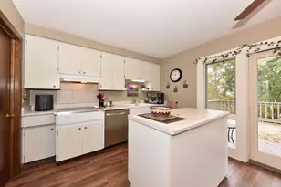 10 Brian Ct, Watertown, WI 53094 - Photo 13