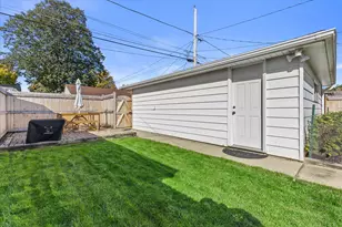 2641 S 71st St, Milwaukee, WI 53219 - Photo 23