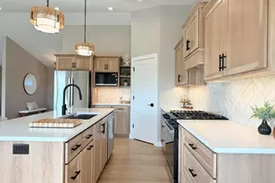 4603 N 50th St, Sheboygan, WI 53083 - Photo 9