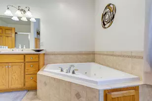 527 Winchester Pass, Richfield, WI 53017 - Photo 23
