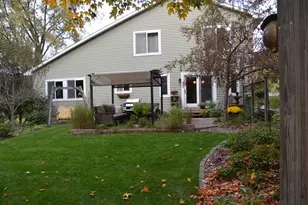 N5915 Park Dr, Onalaska, WI 54650 - Photo 7