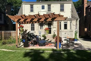 1431 S 85th St, West Allis, WI 53214 - Photo 9