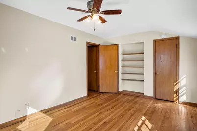 2443 N 114th St #2445, Wauwatosa, WI 53226 - Photo 17