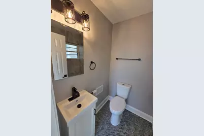 107 W Brown St, Milwaukee, WI 53212 - Photo 15