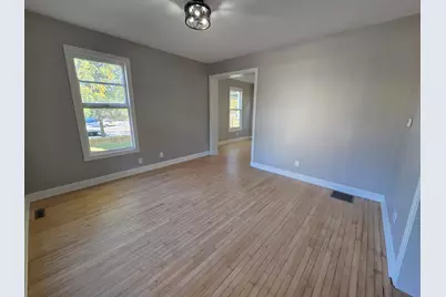 107 W Brown St, Milwaukee, WI 53212 - Photo 13