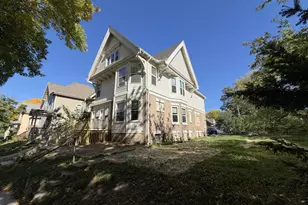 2360 N Dr William Finlayson St, Milwaukee, WI 53212 - Photo 3