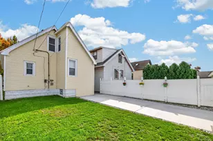 1201 S 75th St, West Allis, WI 53214 - Photo 19