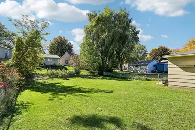 2309  Easy St, Waukesha, WI 53188 - Photo 19