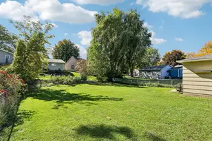 2309 Easy St, Waukesha, WI 53188 - Photo 19