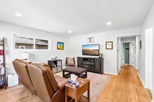 2309 Easy St, Waukesha, WI 53188 - Photo 3