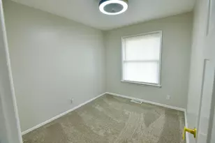 8430 14th Ave, Kenosha, WI 53143 - Photo 7