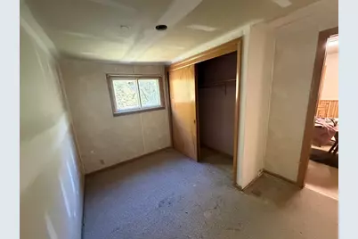 719 S 22nd St, Manitowoc, WI 54220 - Photo 9