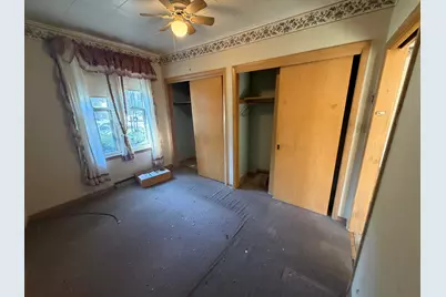 719 S 22nd St, Manitowoc, WI 54220 - Photo 13