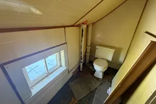 719 S 22nd St, Manitowoc, WI 54220 - Photo 17