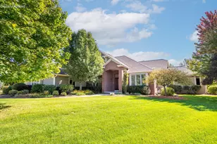 W289N3648 Huntsman Ct, Delafield, WI 53072 - Photo 1