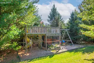 W289N3648 Huntsman Ct, Delafield, WI 53072 - Photo 43